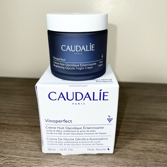 Caudalie Vinoperfect Glycolic Night Cream - Picture 6 of 12